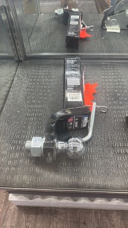 Tow Hitch 1,4000 Capacity