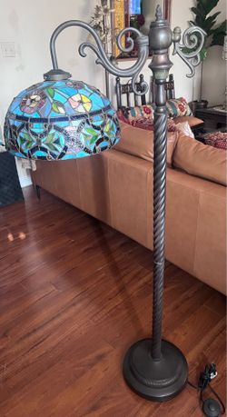 Tiffany style dark bronze floor lamp