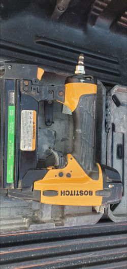 Bostitch 18G FINISH NAILER W/ CASE 