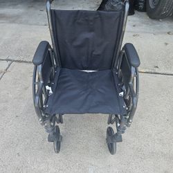 Medline Wheelchair- NO FEET REST