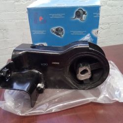 Engine Mount Chrysler/Dodge/Plymouth