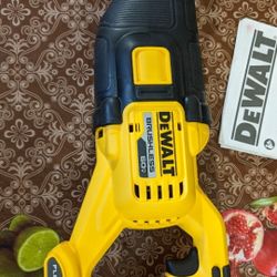 DEWALT

FLEXVOLT 60V MAX Cordless Brushless Reciprocating Saw (Tool Only)

