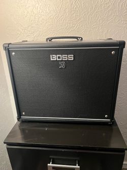 Boss Katana-100 Generation 3 Combo Amplifier and pedals