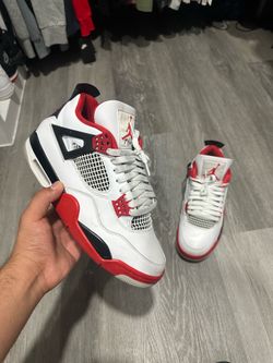 Jordan 4 Fire Red Size 8.5
