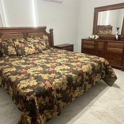 King Bedroom Set