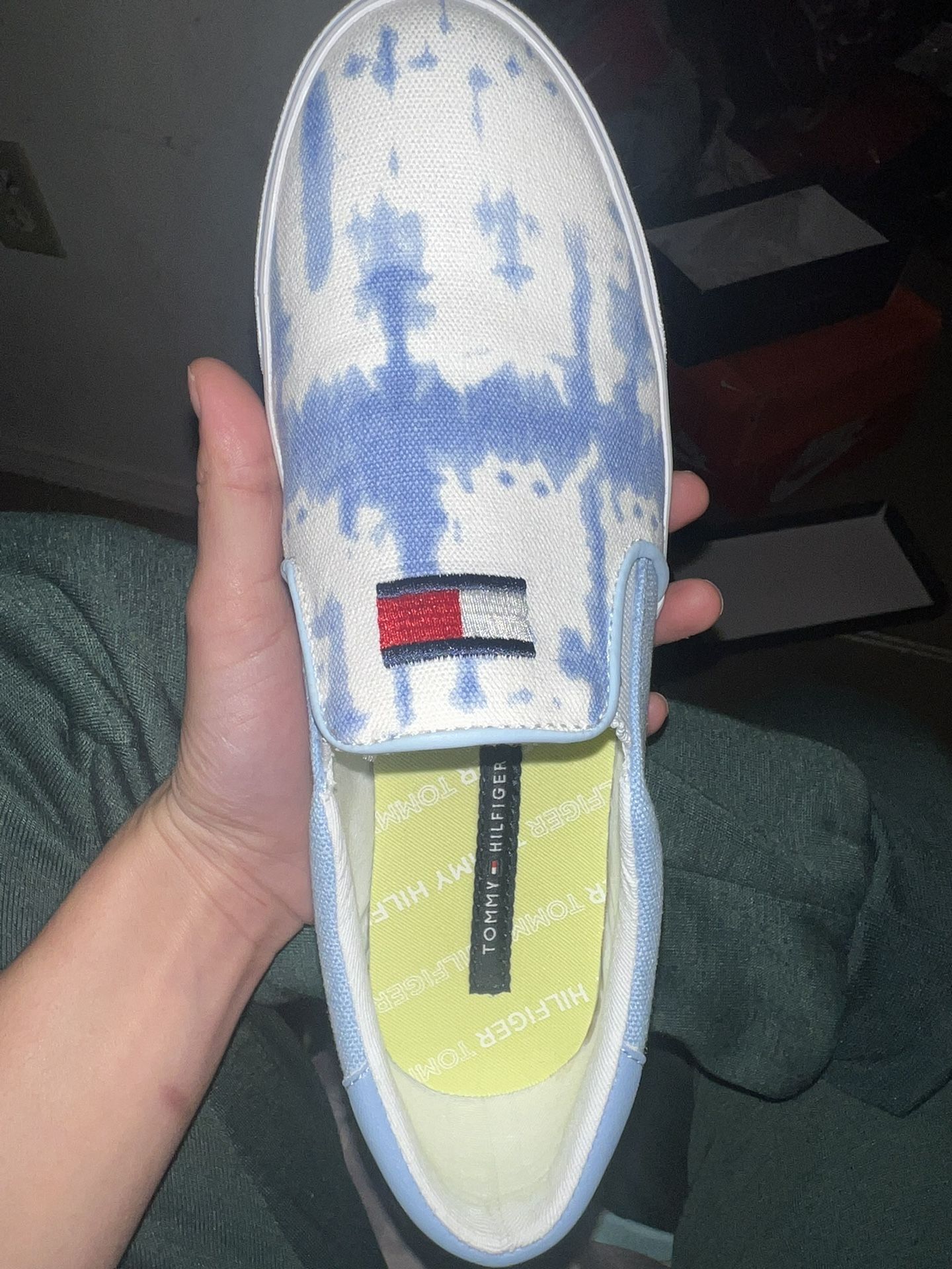 Tommy Hilfiger Slip On Womens Shoes Size 8