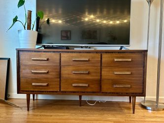 Vintage Bassett MCM Dresser