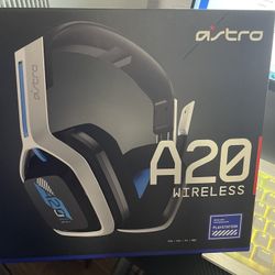 Astro A20 Gaming Wireless Headset And Turtle Beach TAC Mixamp