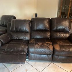 Leather Sofa/Couch/Reclainer