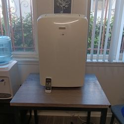 Air Conditioner with Dehumidifier 