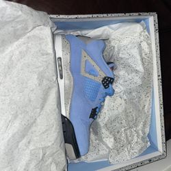 Air Jordan 4 Retro 'University Blue'