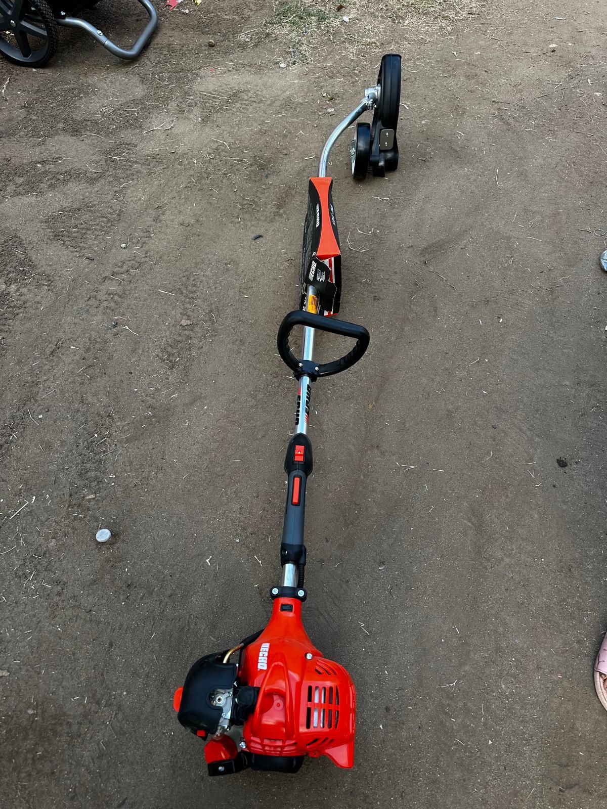 ECHO 21.2 cc Gas 2 Stroke Lawn Edger