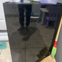 Hisense Mini Fridge No Freezer 