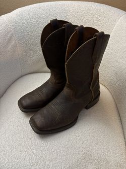 Men’s Ariat Boots 9.5