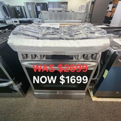 6.3 Cu. Ft. 30 In Smart Probake Slide In Dual Fuel Range With Gas Stove 