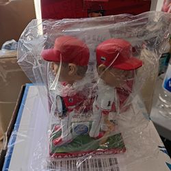 Los Angeles Angels of Anaheim Mike Trout Double Bobblehead  new SGA
