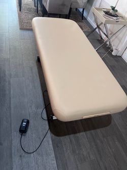 Electric massage chair