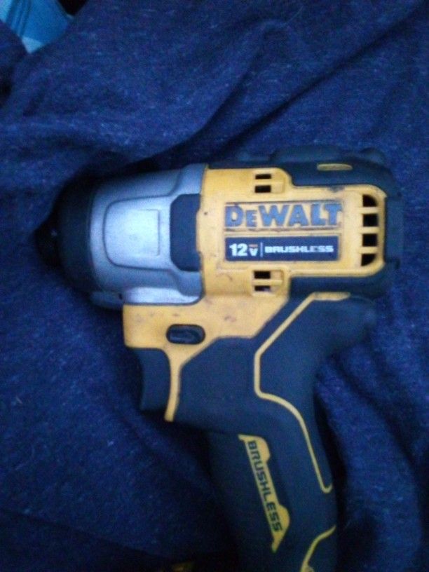 12 V DeWalt Impact Driver Xtreme Sub-compact Series