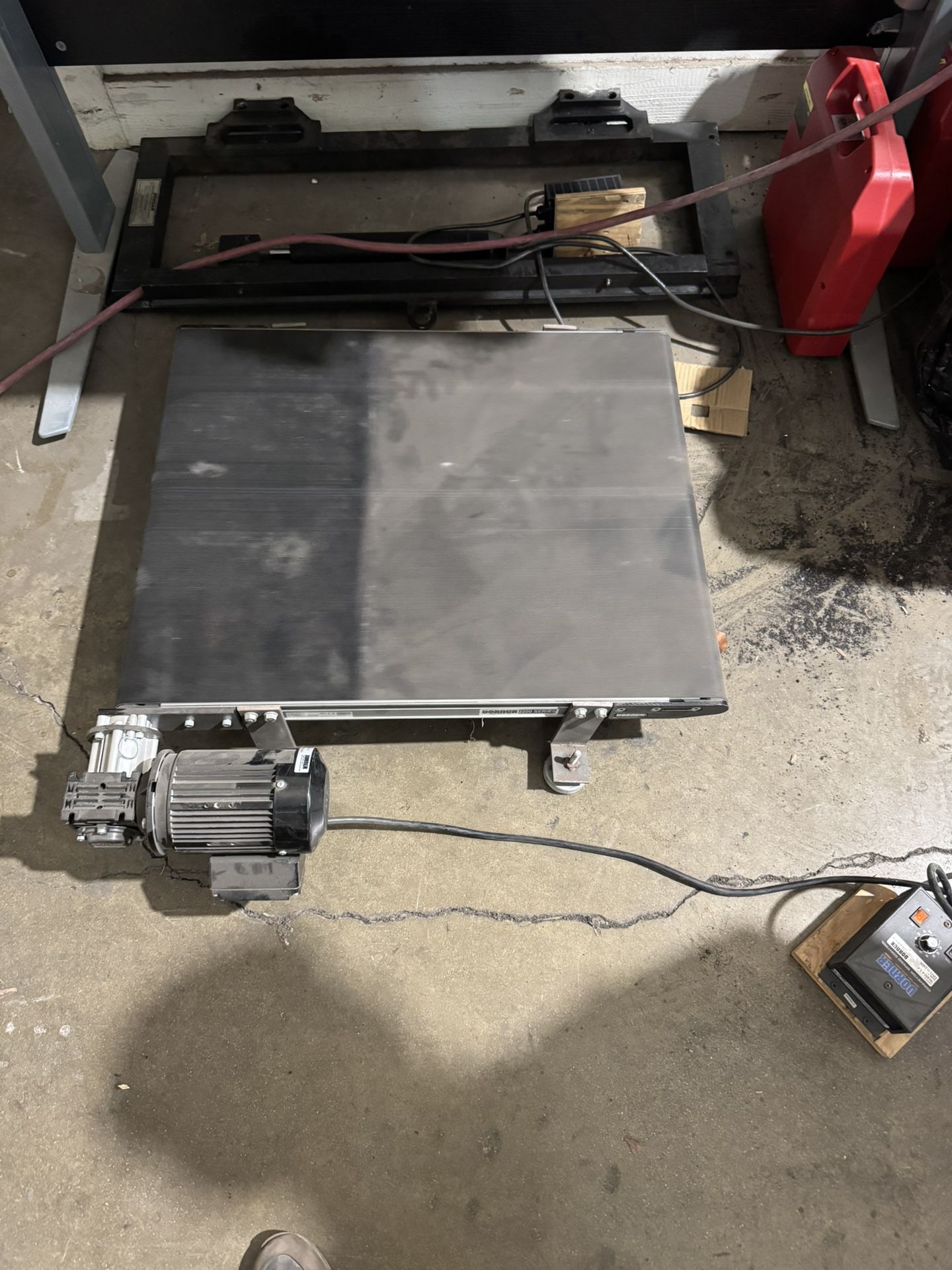 6x dorner Conveyor belts With Motor And Controller 