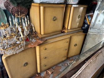 Antique Bedroom Set