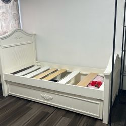 Twin Bed With Storage 