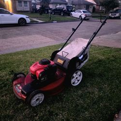 TORO Self-Propelled Lawn Mower W Bagger