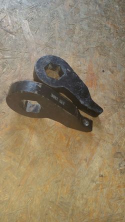 Torsion keys drop or lift tahoe