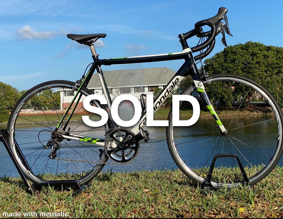 CANNONDALE CAAD 10. Super Light. 58cm. Includes Shimano RS81 Carbon Fiber Wheelset.