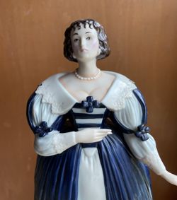 Henrietta The Pavane - 1984 - Franklin Porcelain 