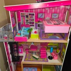 Barbie House