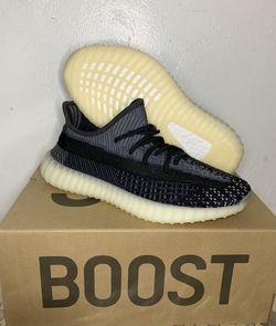 Yeezy 350 V2 Carbon