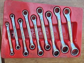SNAP-ON 9-piece SAE Short 10-Degree Offset Double Box End Wrench Set