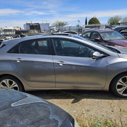 2013 Hyundai Elantra  Gt For Parts