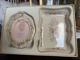 New Lenox set