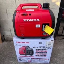 Honda 2200-Watt Remote Stop/Recoil Start Bluetooth Super Quiet Gasoline Powered Inverter Generator w