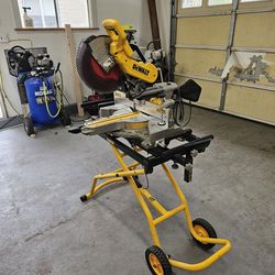 DEWALT 12” Sliding Compound Miter Saw w/ Rolling Stand – Excellent Condition