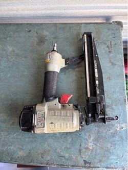 Nail gun tool