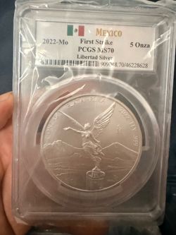 2022 5 oz libertad ms 70