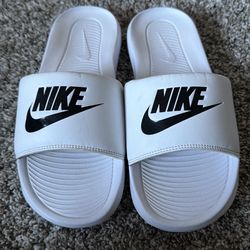 Nike slides