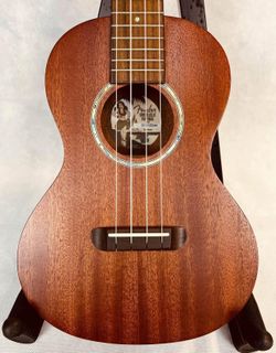 Fender Ukulele Pa'ina Acoustic Tenor Ukulele Mahogany Telecaster Headstock