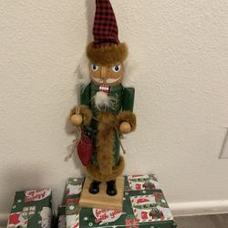 Christmas Ornaments, Decos and Artifacts *GREAT DISCOUNT*