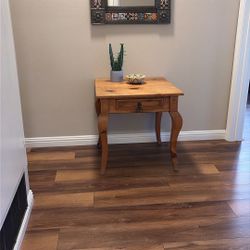 Pine End Table 