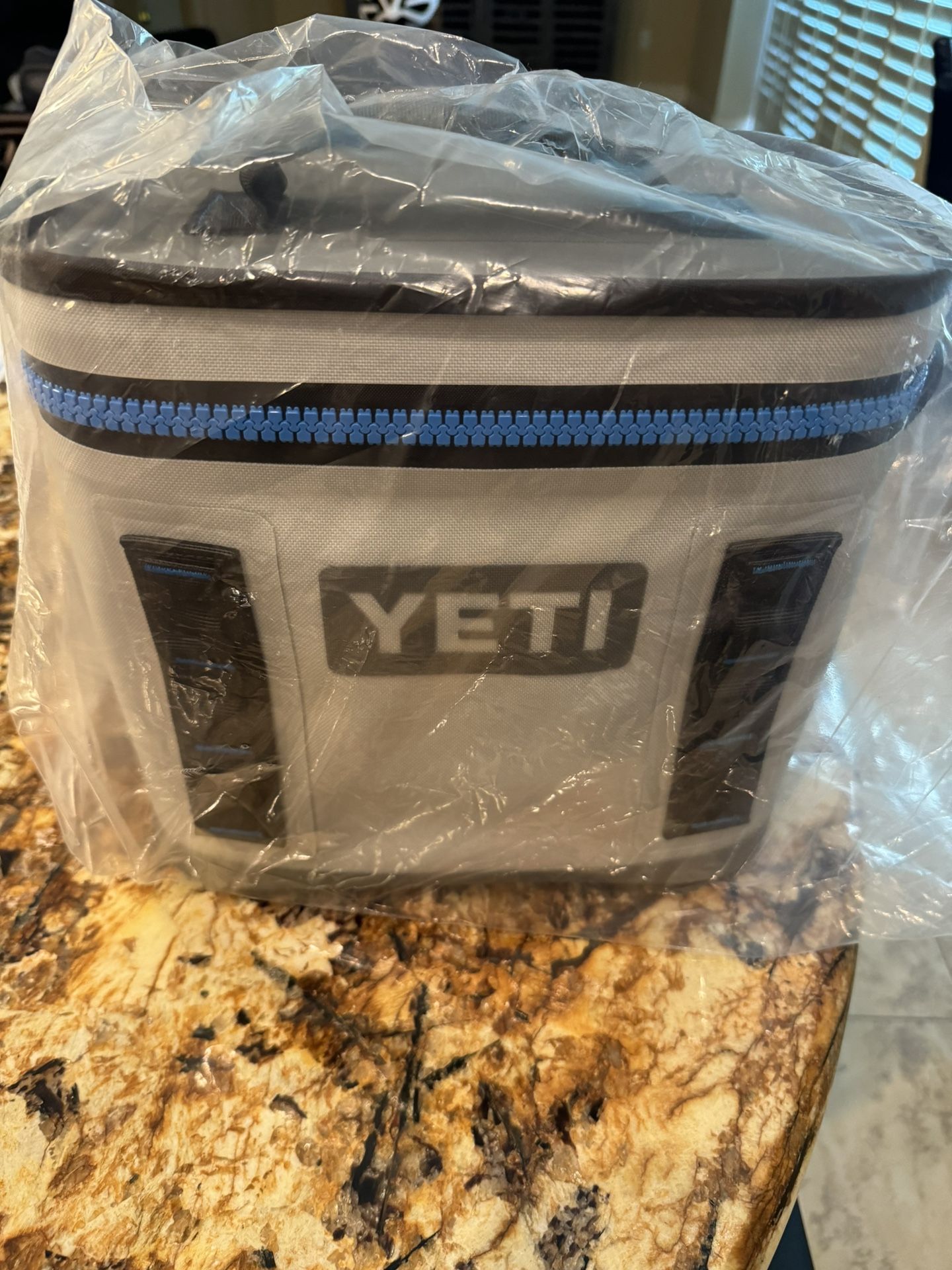 Yeti Hopper Flip 8 Coors Light Patch Edition RARE COLOR NOW!!