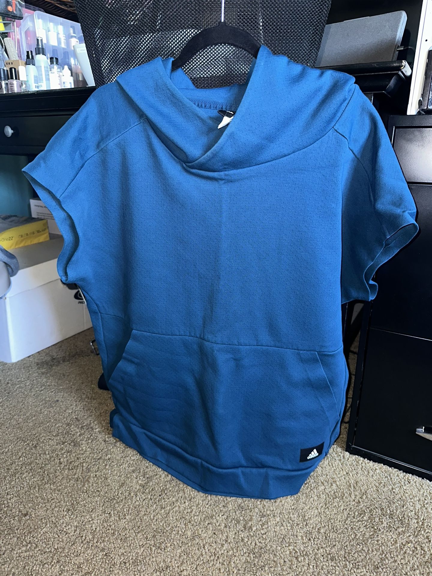 Adidas pullover hooded sleeveless sweater Large