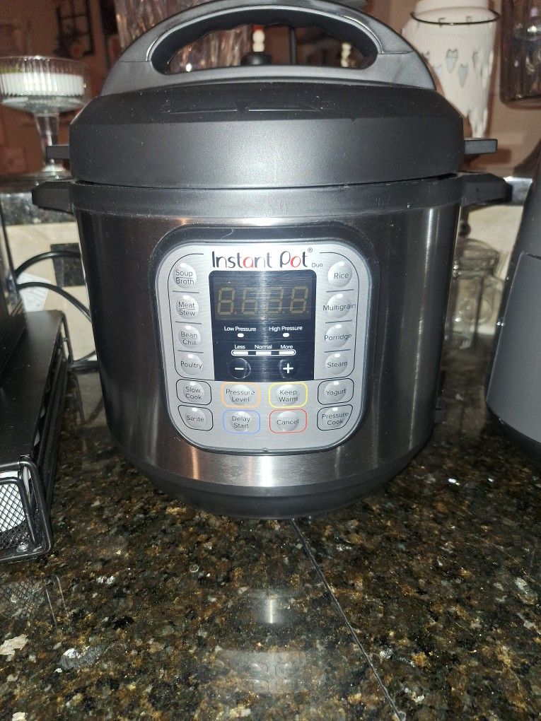 8qt. 7 In 1 Instant Pot Duo