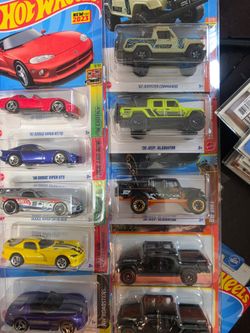 Hot wheels truck and cars
