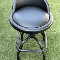 Swivel Bar Stool