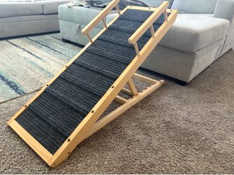 Pet ramp (adjustable)