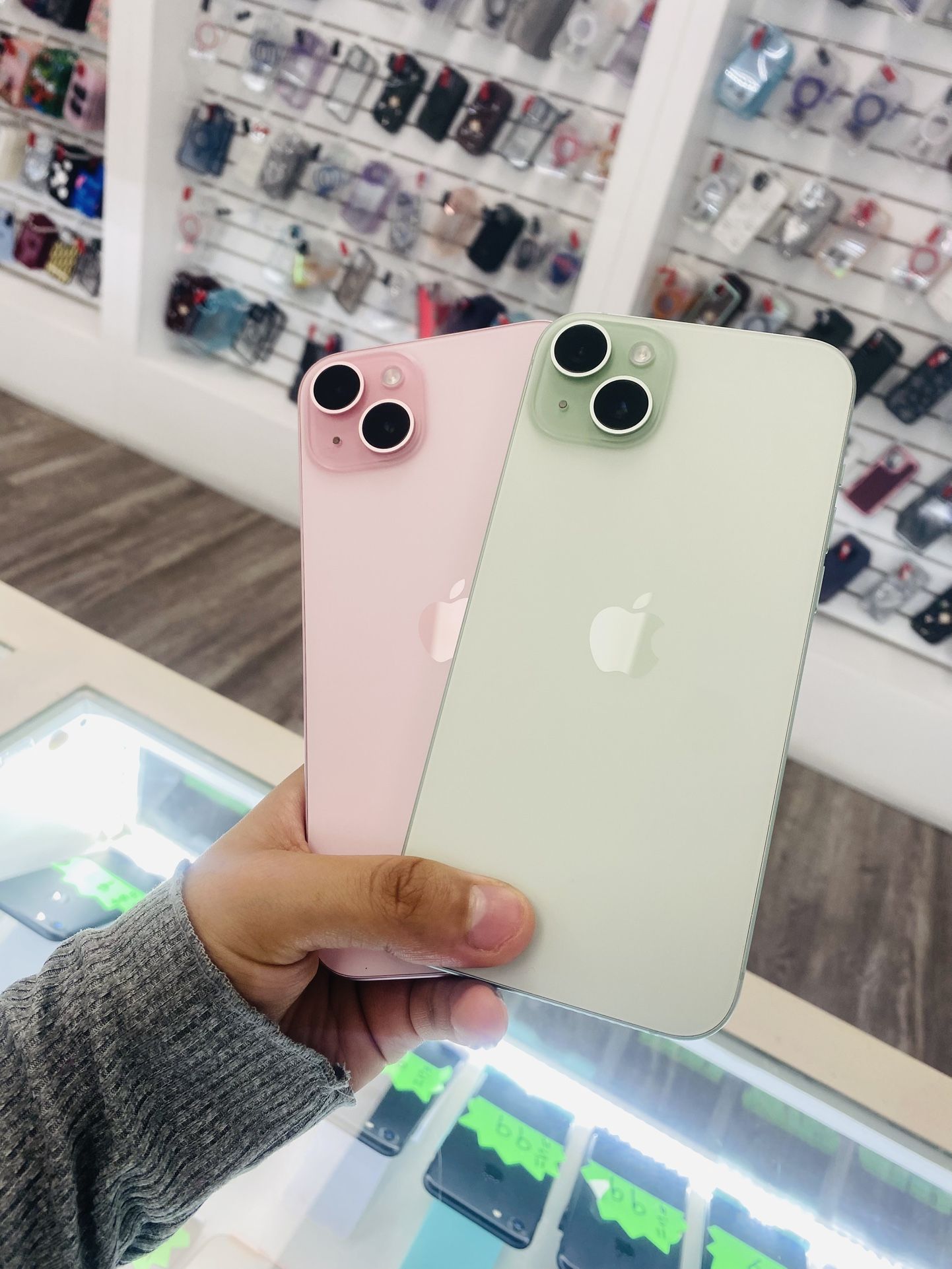15 Plus 128GB Tmobile Metro