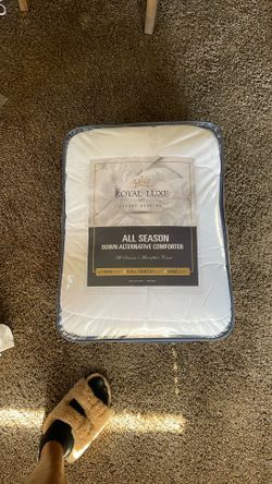 Twin Comforter 